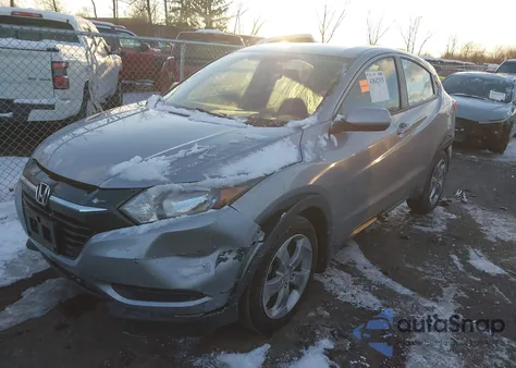 2018 Honda Hr-V Lx z USA, uszkodzony, nr VIN 3CZRU5H3XJG705967